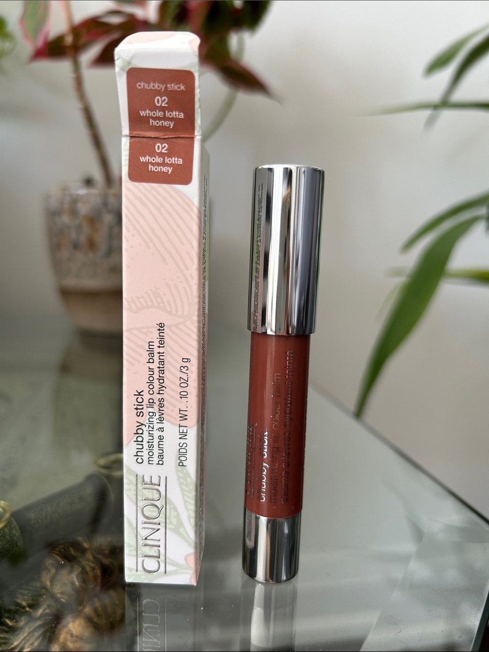 Clinique chubby Stick Moisturizing Lip Balm in Whole Lotta Honey